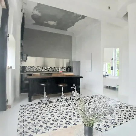 V Kontinente Gutshof Saniertes Hof Ferienwohnung Apartments * Sandersleben