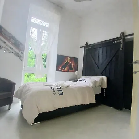 V Kontinente Gutshof Saniertes Hof Ferienwohnung Apartments Διαμέρισμα