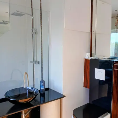 Διαμέρισμα V Kontinente Gutshof Saniertes Hof Ferienwohnung Apartments *